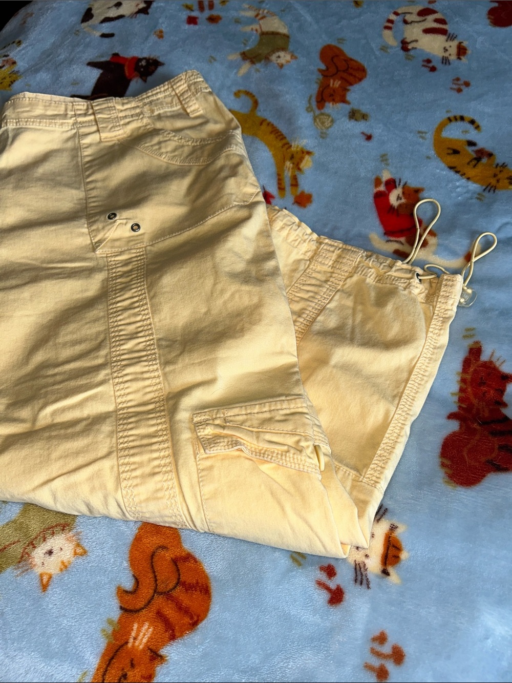 Style & Co. Pale Yellow Women's Capris - Picture 6 of 6